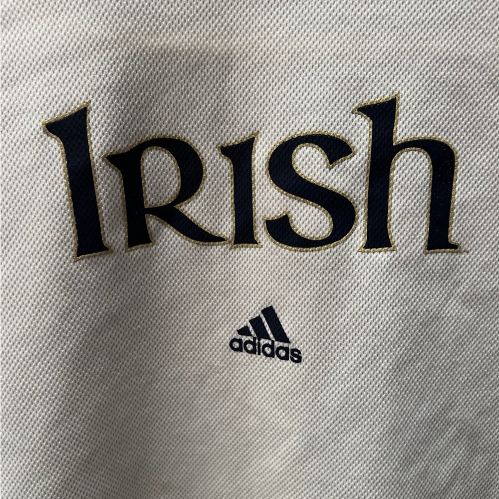 Adidas Notre Dame Irish Graphic Light Crewneck in White and Navy - Picture 2 of 3